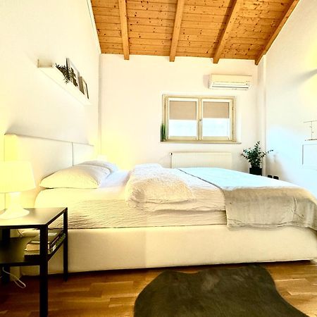 The Loft Apartment ทิมิชัวรา ภายนอก รูปภาพ