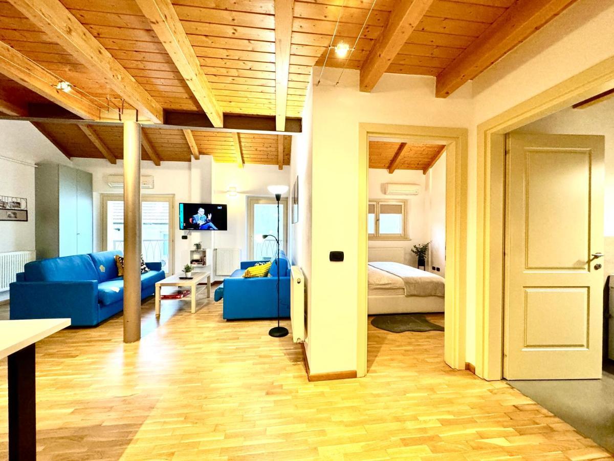 The Loft Apartment ทิมิชัวรา ภายนอก รูปภาพ