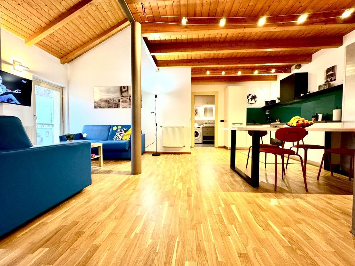 The Loft Apartment ทิมิชัวรา ภายนอก รูปภาพ
