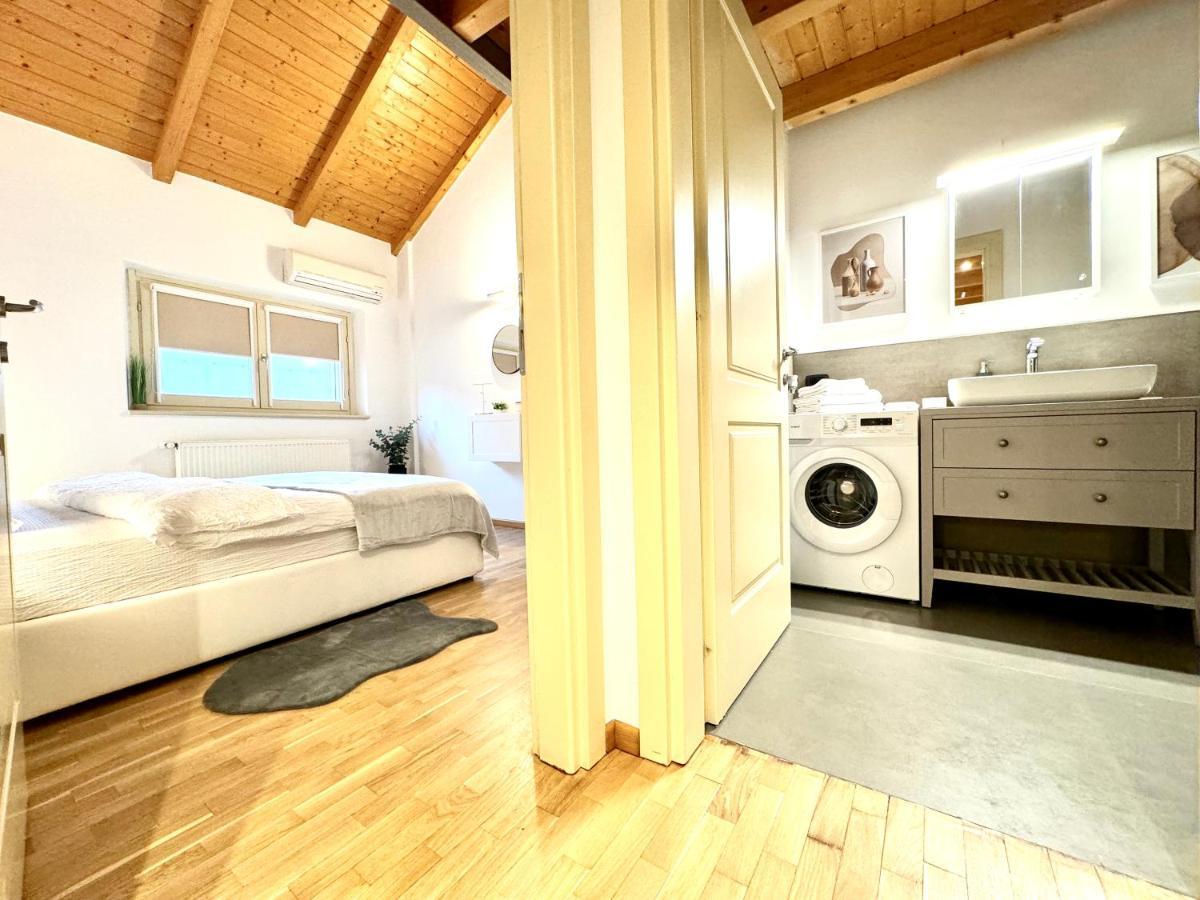 The Loft Apartment ทิมิชัวรา ภายนอก รูปภาพ